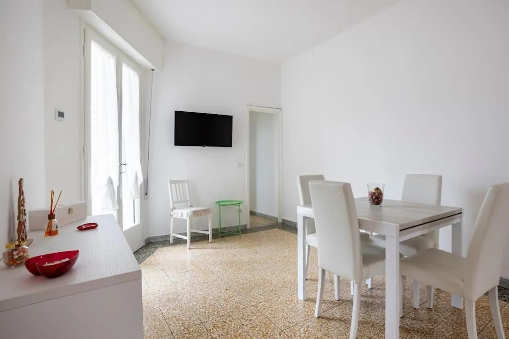 Apartment Appartamento Candy Viareggio